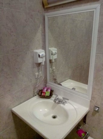 Imagen de la habitación del Hotel Ibiza Express. Foto 11