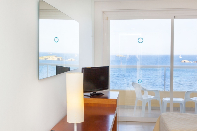 Imagen de la habitación del Hotel Ibiza Playa. Foto 9