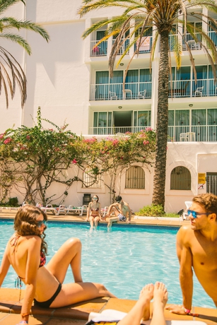 Imagen de la piscina del Hotel Ibiza Rocks Hotel - Solo adultos. Foto 8