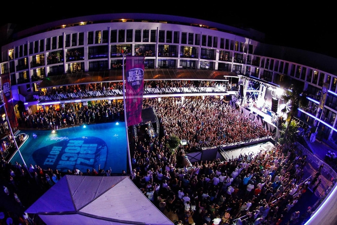 Imagen de los exteriores del Hotel Ibiza Rocks Hotel - Solo adultos. Foto 6