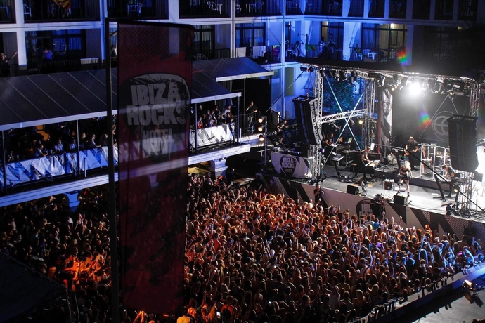 Imagen de los exteriores del Hotel Ibiza Rocks Hotel - Solo adultos. Foto 7