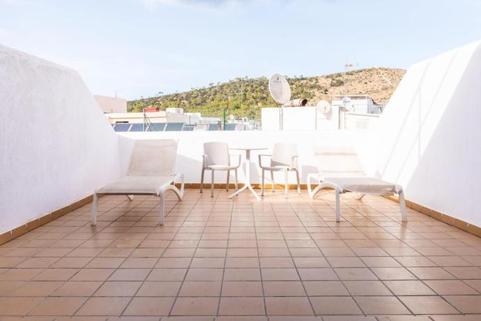 Imagen de los interiores del Hotel Ibiza Rocks Hotel - Solo adultos. Foto 10