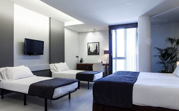 Imagen de la habitación del Hotel Ibiza White Aparts. Foto 6