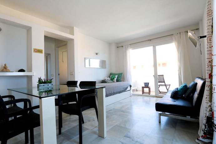 Imagen de la habitación del Hotel Ibiza White Aparts. Foto 7
