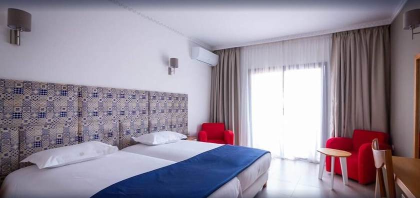 Imagen de la habitación del Hotel Ibn Batouta. Foto 8