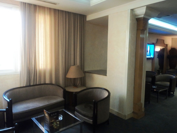 Imagen del bar/restaurante del Hotel Ibn Khaldoun. Foto 2