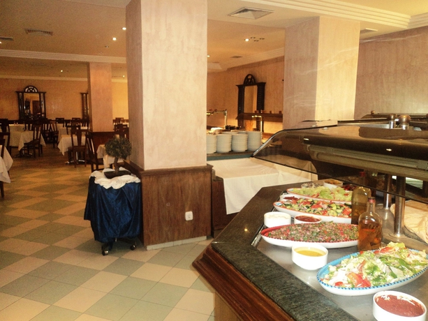 Imagen del bar/restaurante del Hotel Ibn Khaldoun. Foto 5