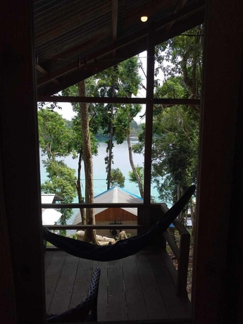 Imagen de la habitación del Hotel Iboih Inn Resort and Resto. Foto 11