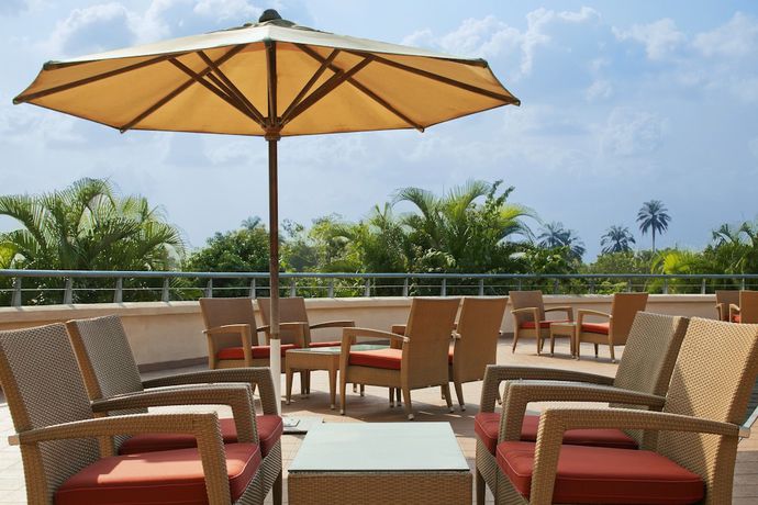 Imagen de la piscina del Hotel Ibom Icon and Golf Resort. Foto 20