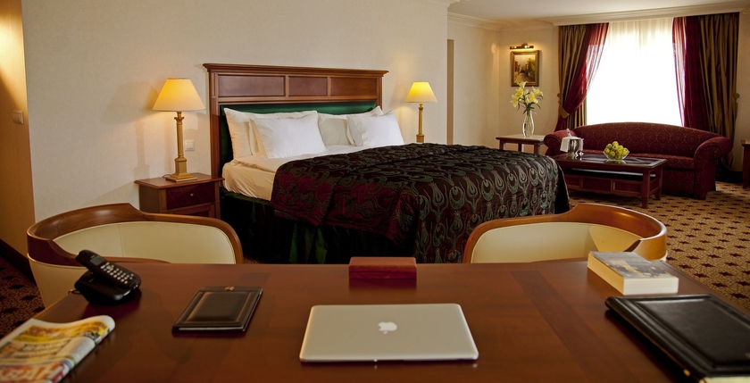 Imagen de la habitación del Hotel Ic Hotels Airport. Foto 7