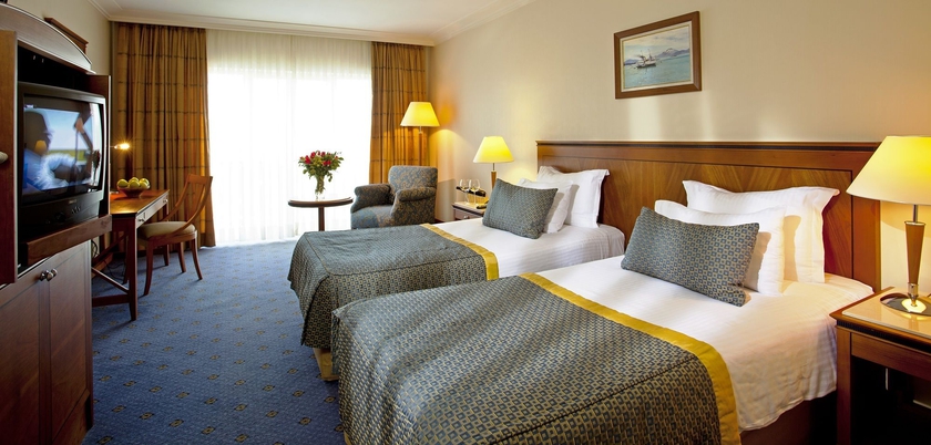 Imagen de la habitación del Hotel Ic Hotels Airport. Foto 8