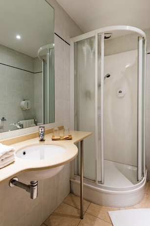 Imagen de la habitación del Hotel Icare Toulouse Gare. Foto 4