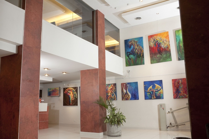 Imagen de los interiores del Hotel Icaro Suites. Foto 9