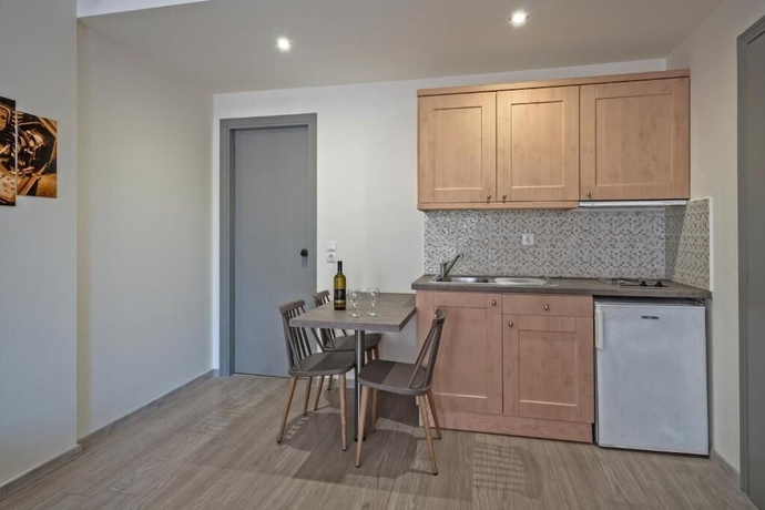 Imagen de la habitación del Hotel Icarus Suite Apartments. Foto 4