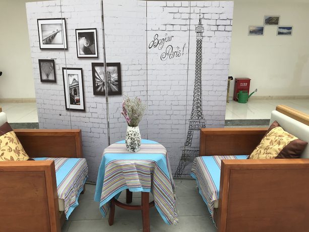 Imagen de los interiores del Hotel Ice 520. Foto 17