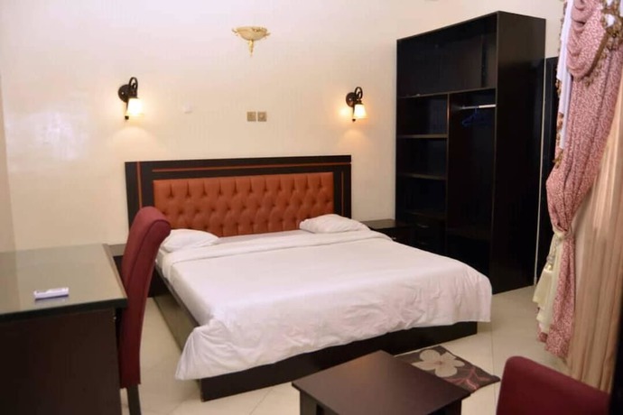 Imagen de la habitación del Hotel Ice Grand Hotel and Suites. Foto 7