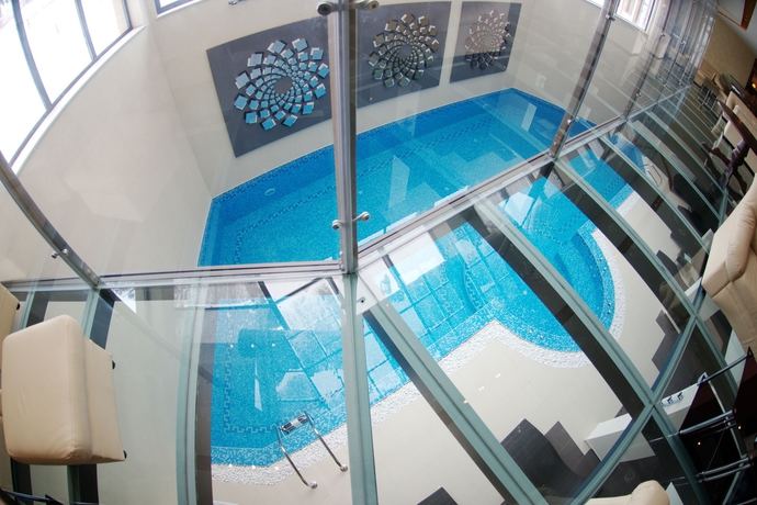 Imagen de la piscina del Hotel Iceberg, Borovets. Foto 12