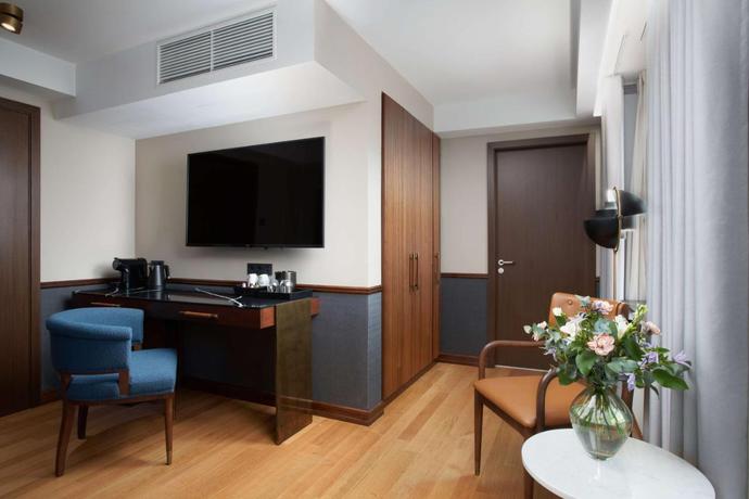 Imagen de la habitación del Hotel Iceland Parliament, Curio Collection By Hilton. Foto 7