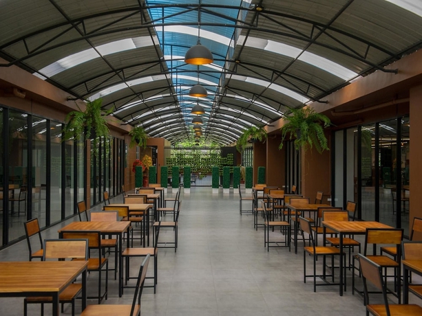 Imagen del bar/restaurante del Hotel Ichapter Suvarnabhumi. Foto 2