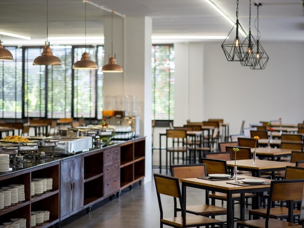 Imagen del bar/restaurante del Hotel Ichapter Suvarnabhumi. Foto 3