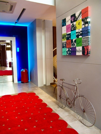 Imagen de los interiores del Hotel Icheck Inn Gems Center Silom. Foto 8