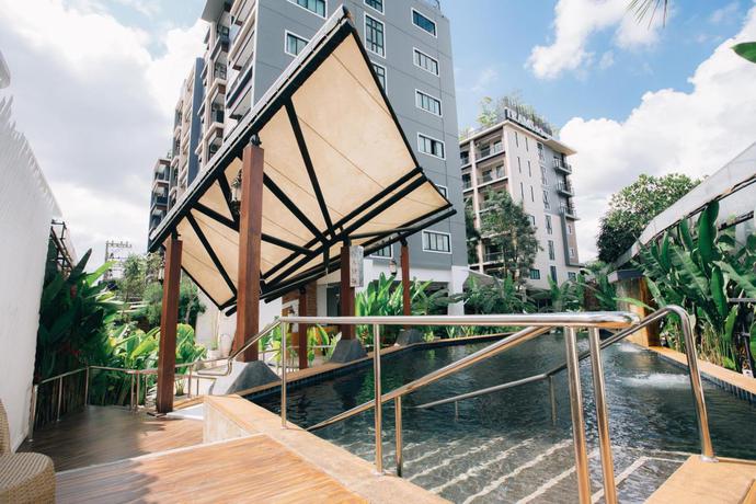 Imagen de la piscina del Hotel Icheck Inn Trams Square Chiang Mai. Foto 5