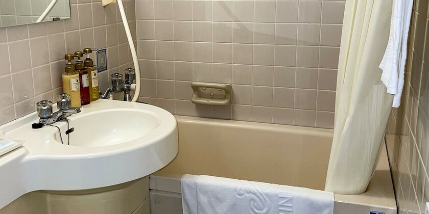 Imagen de la habitación del Hotel Ichihara Marine. Foto 17