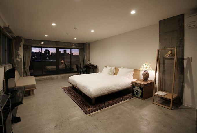 Imagen de la habitación del Hotel Ichinichi. Foto 24