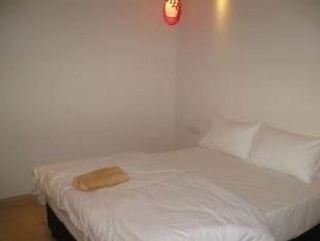 Imagen de la habitación del Hotel I-city. Foto 13