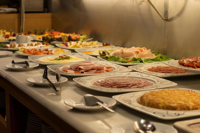 Imagen del bar/restaurante del Hotel Icon Embassy. Foto 5