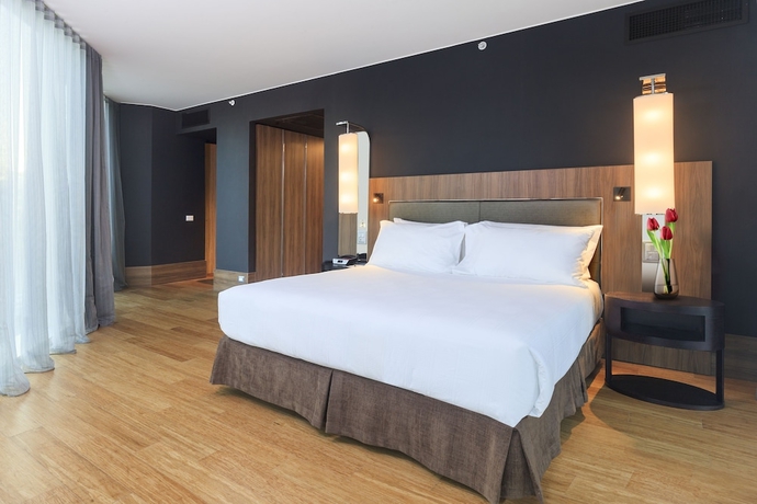 Imagen de la habitación del Hotel Icon, Santiago de Chile. Foto 7