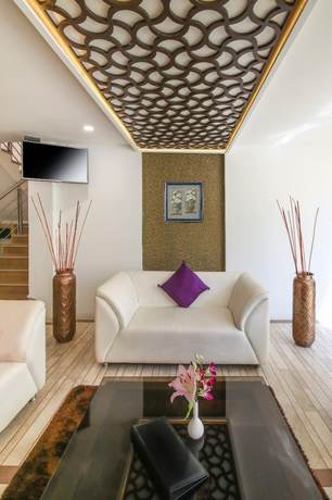 Imagen de los interiores del Hotel Icon Suites By Bhagini. Foto 17