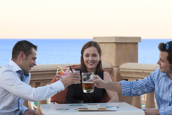 Imagen del bar/restaurante del Hotel Icon Valparaiso - Adults Only. Foto 5