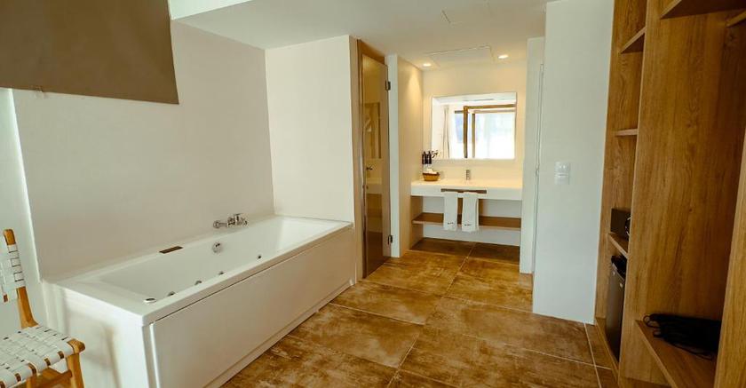 Imagen de la habitación del Hotel Icon Valparaiso - Adults Only. Foto 12