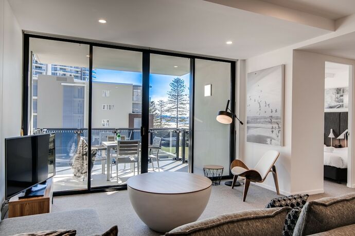Imagen general del Hotel Iconic Kirra Beach Resort. Foto 7