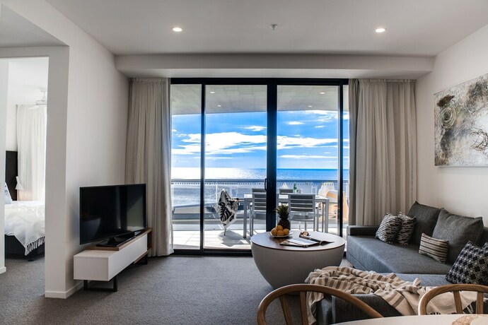 Imagen de la habitación del Hotel Iconic Kirra Beach Resort. Foto 24