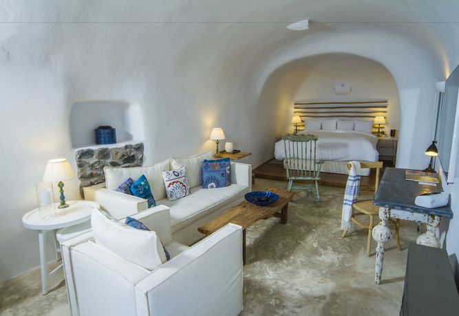 Imagen de la habitación del Hotel Iconic Santorini by Sandglass. Foto 3
