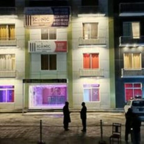 Imagen general del Hotel Iconic and Restaurant. Foto 10