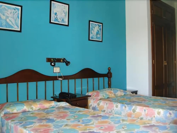 Imagen de la habitación del Hotel Ida Inés. Foto 12