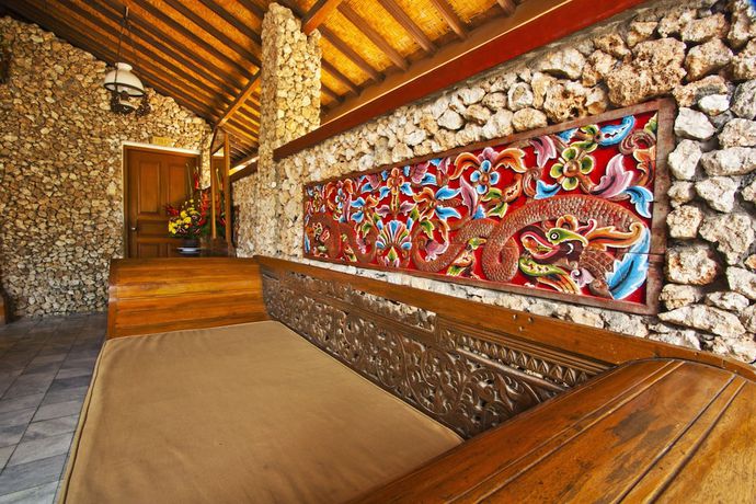 Imagen de los exteriores del Hotel Ida Inn. Foto 19