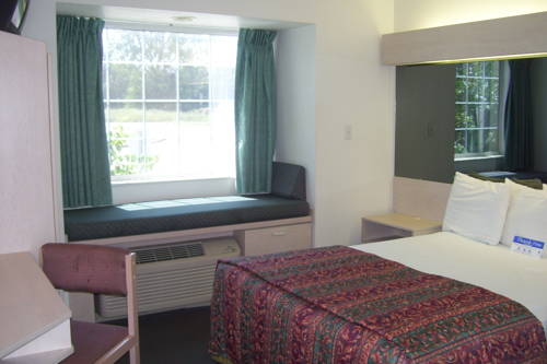 Imagen de la habitación del Hotel Idabel Inn. Foto 1