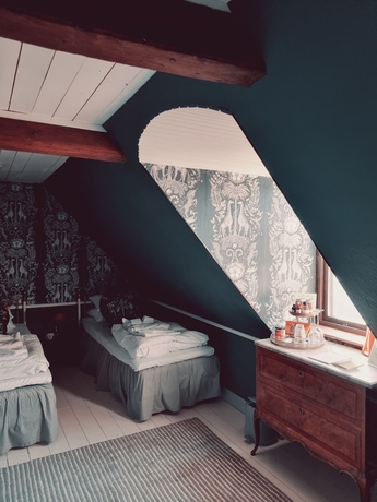 Imagen de la habitación del Hotel Idala Gard. Foto 15