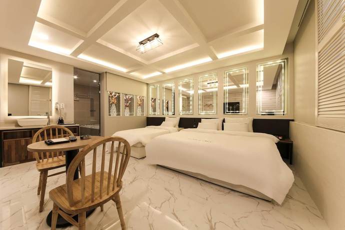 Imagen de la habitación del Hotel Idea Hotel. Foto 3