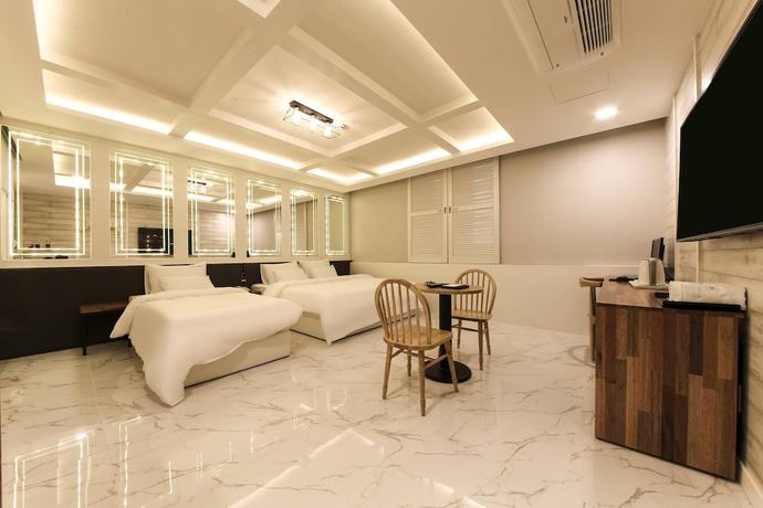 Imagen de la habitación del Hotel Idea Hotel. Foto 5