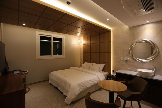 Imagen de la habitación del Hotel Idea Hotel. Foto 8