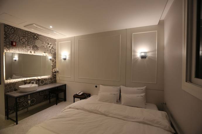 Imagen de la habitación del Hotel Idea Hotel. Foto 12