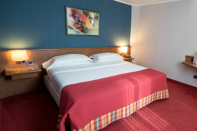 Imagen de la habitación del Hotel Idea Piacenza. Foto 4