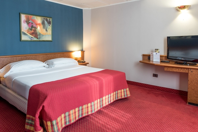 Imagen de la habitación del Hotel Idea Piacenza. Foto 6