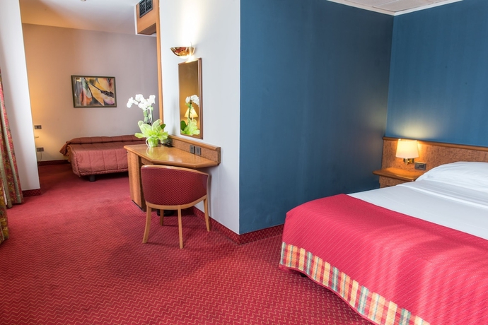 Imagen de la habitación del Hotel Idea Piacenza. Foto 10