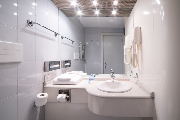 Imagen de la habitación del Hotel Idea Piacenza. Foto 13